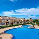 4-room House Americas, Vistas *